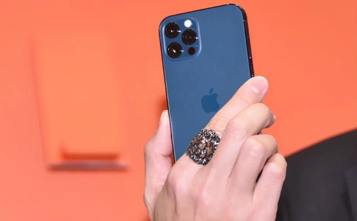 启东苹果手机维修分享iPhone12系列重启方法教程 